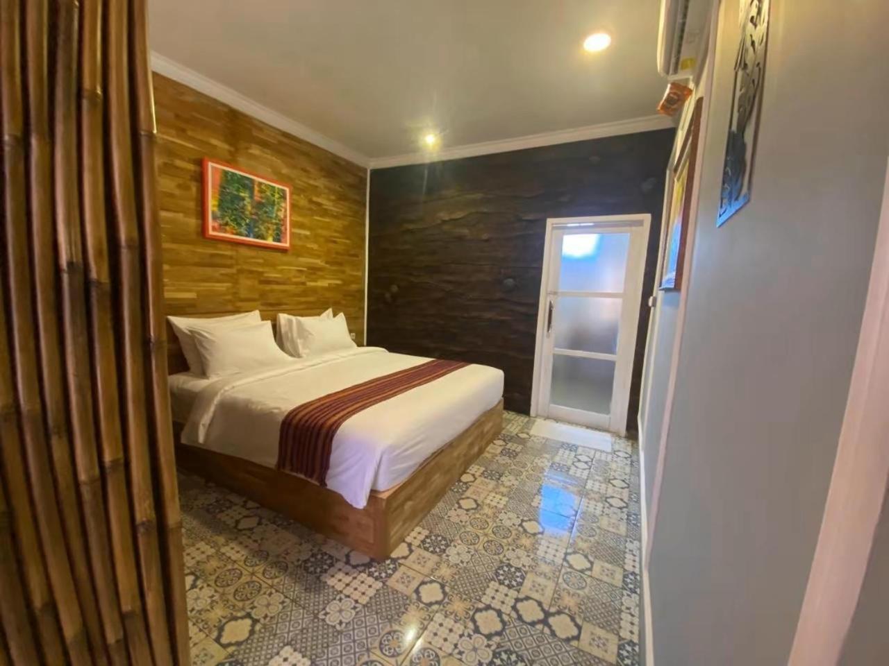 Sun Resort Джили Трауанган Екстериор снимка